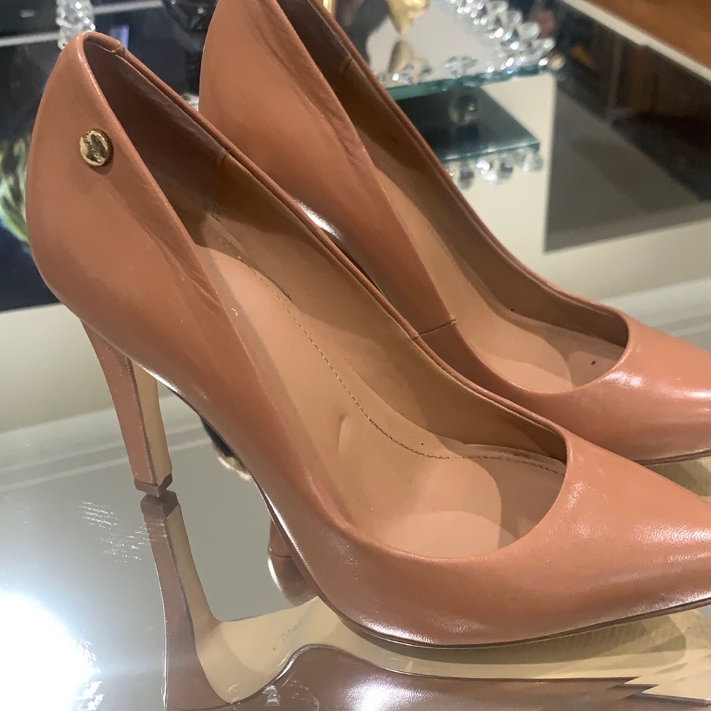 Calvin Klein tan heels